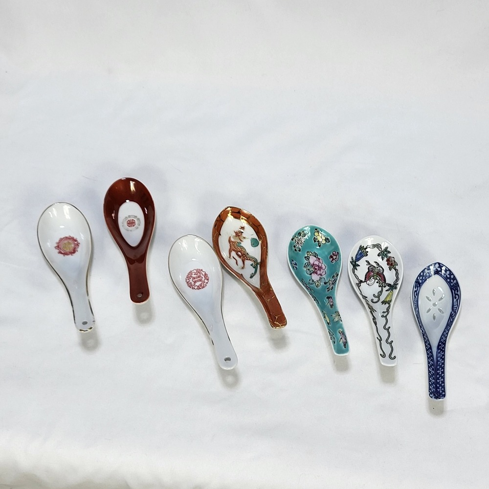 Vintage Chinese Porcelain Soup Spoons Set of 7 Tatung Famille Rose Floral Dragon - Picture 11 of 11